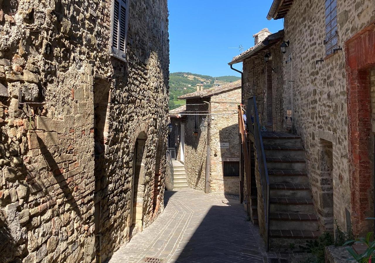 Un Posto Bed & Breakfast Bevagna Bagian luar foto