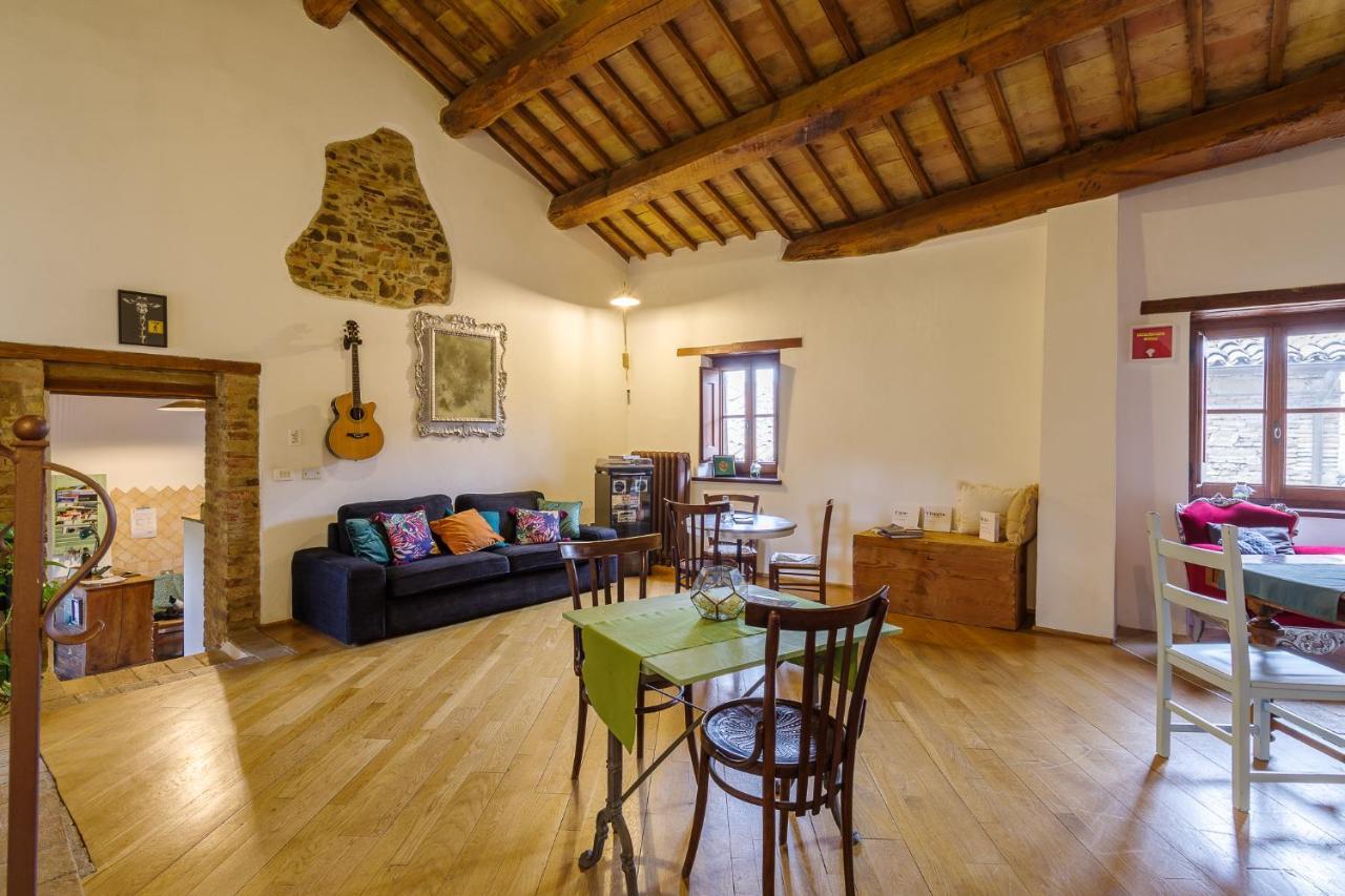 Un Posto Bed & Breakfast Bevagna Bagian luar foto
