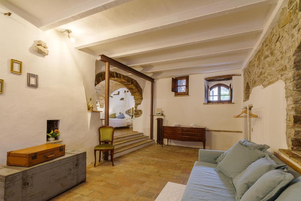 Un Posto Bed & Breakfast Bevagna Bagian luar foto